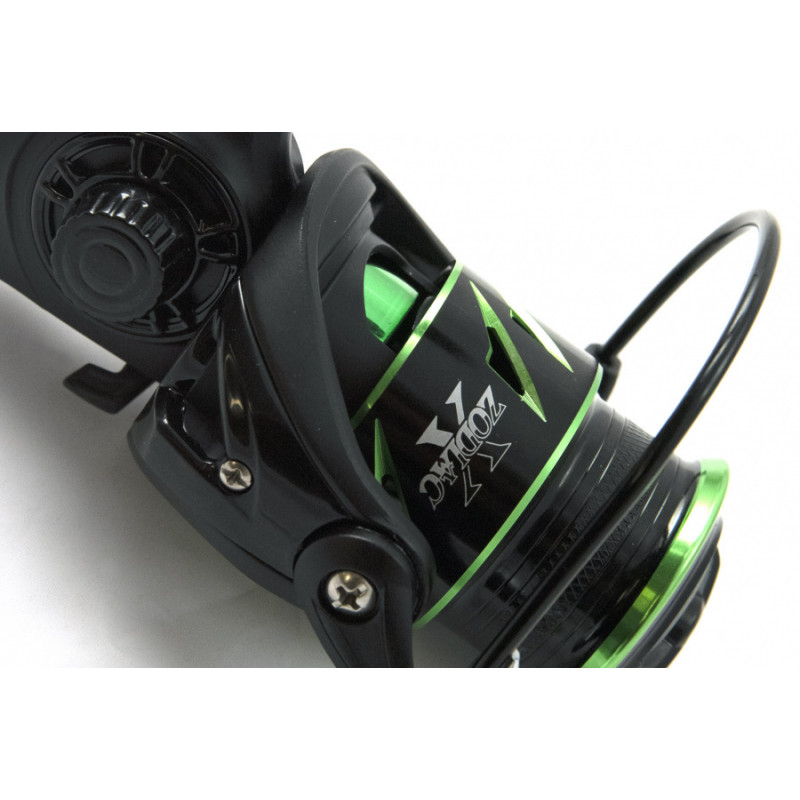 03_carrete_black_side_zodiac_x_reel.jpg